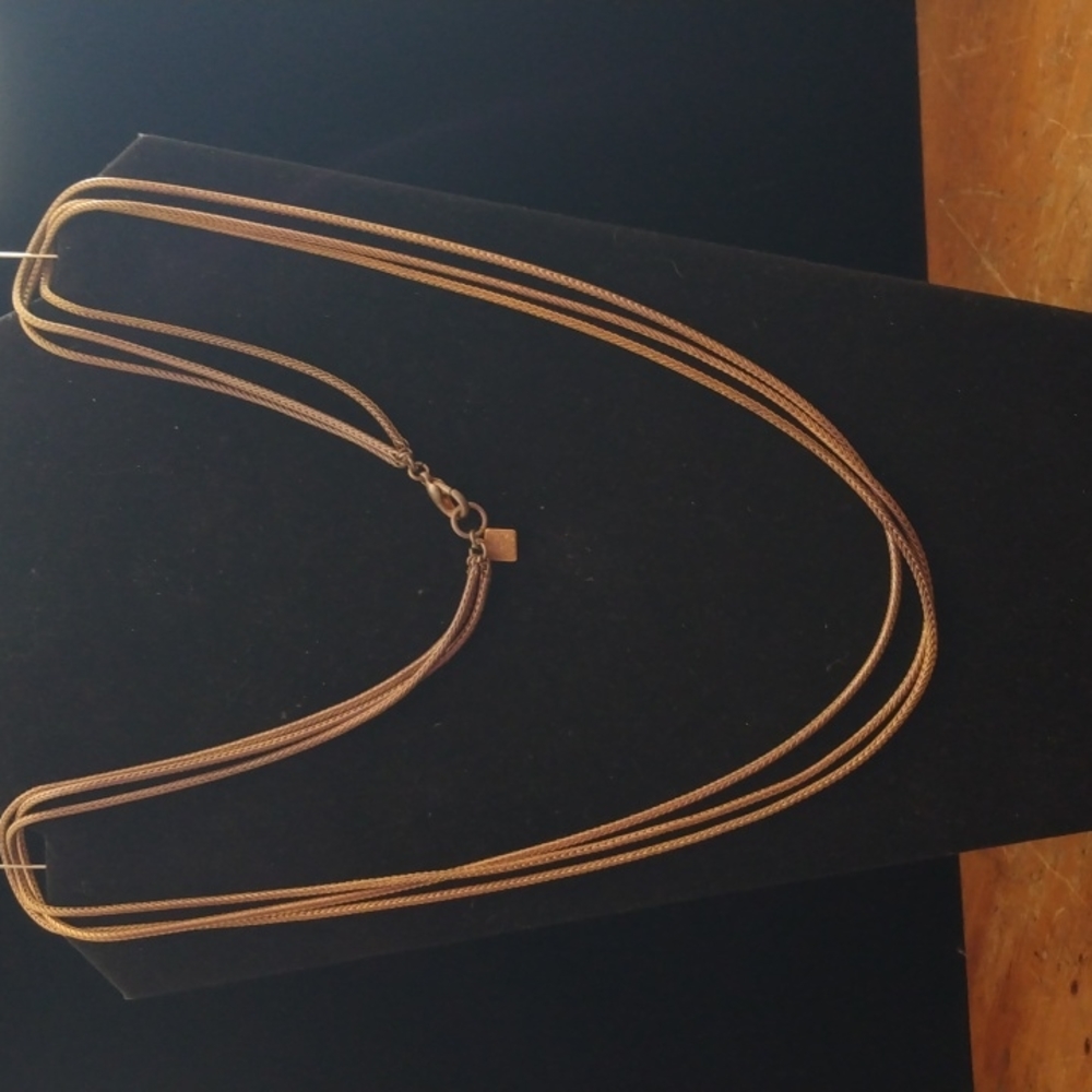 Vintage Anne Klein gold tone necklace